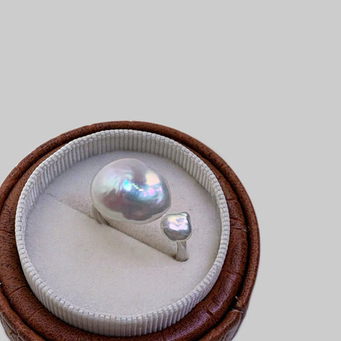 Dual Baroque Pearls Open Ring - Chic & Simple